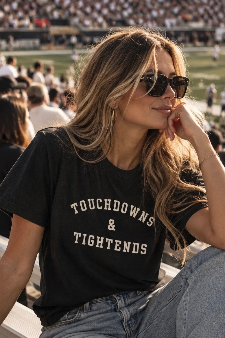 Touchdowns & Tight Ends Heavyweight Tee – Faded Black